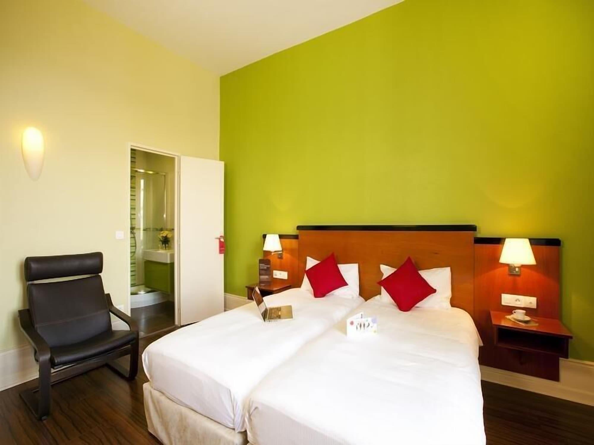 Hotels & Residences - Les Thermes Luxeuil-les-Bains Εξωτερικό φωτογραφία