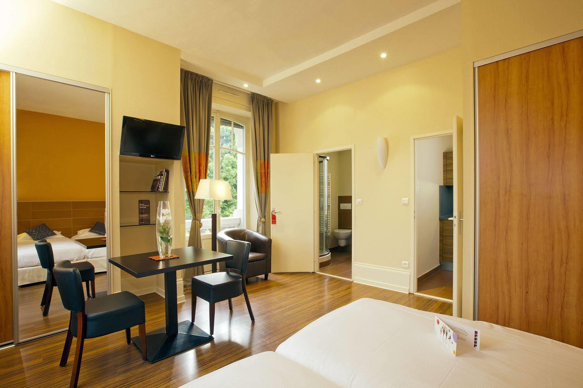 Hotels & Residences - Les Thermes Luxeuil-les-Bains Εξωτερικό φωτογραφία