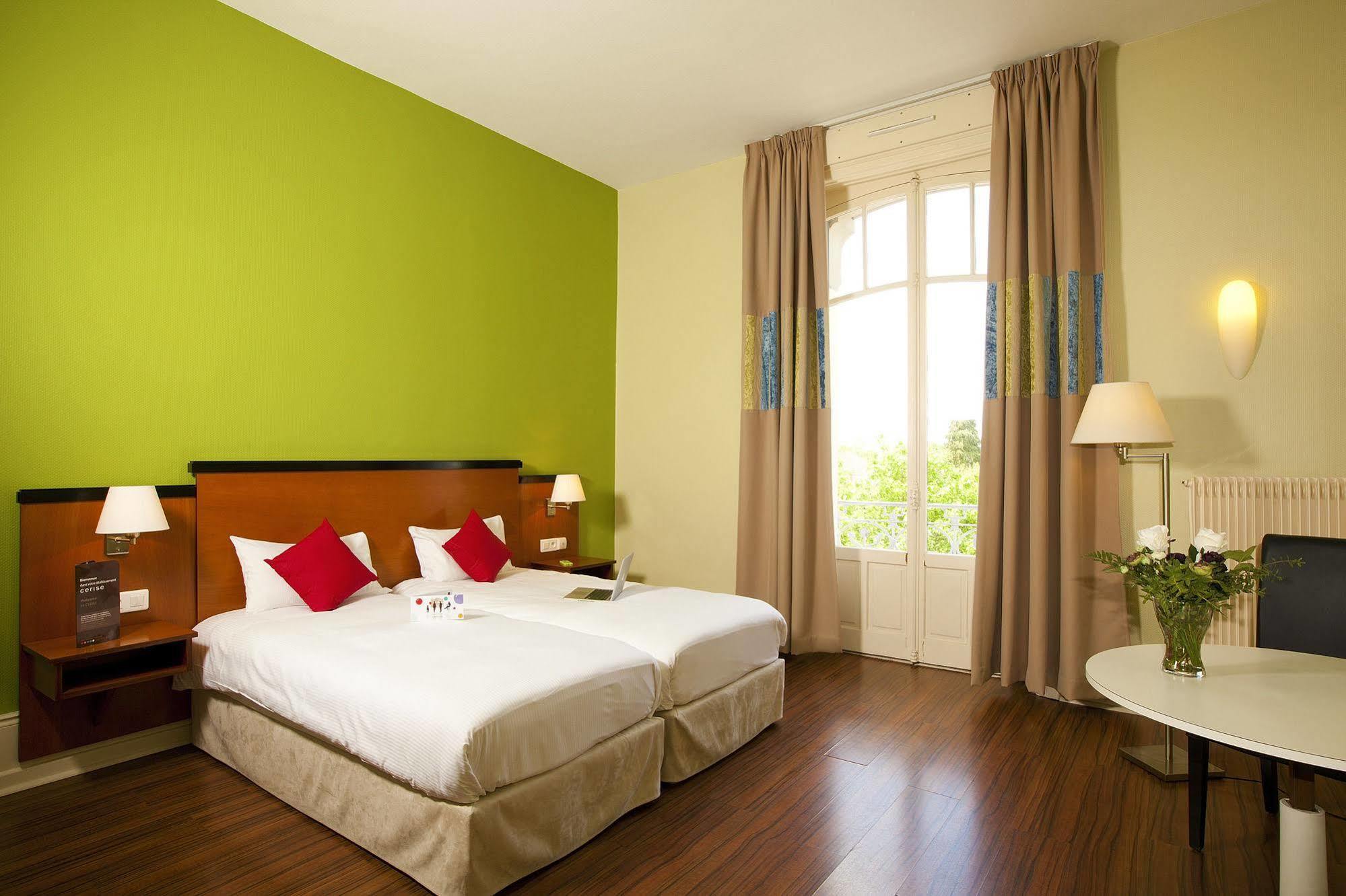 Hotels & Residences - Les Thermes Luxeuil-les-Bains Εξωτερικό φωτογραφία