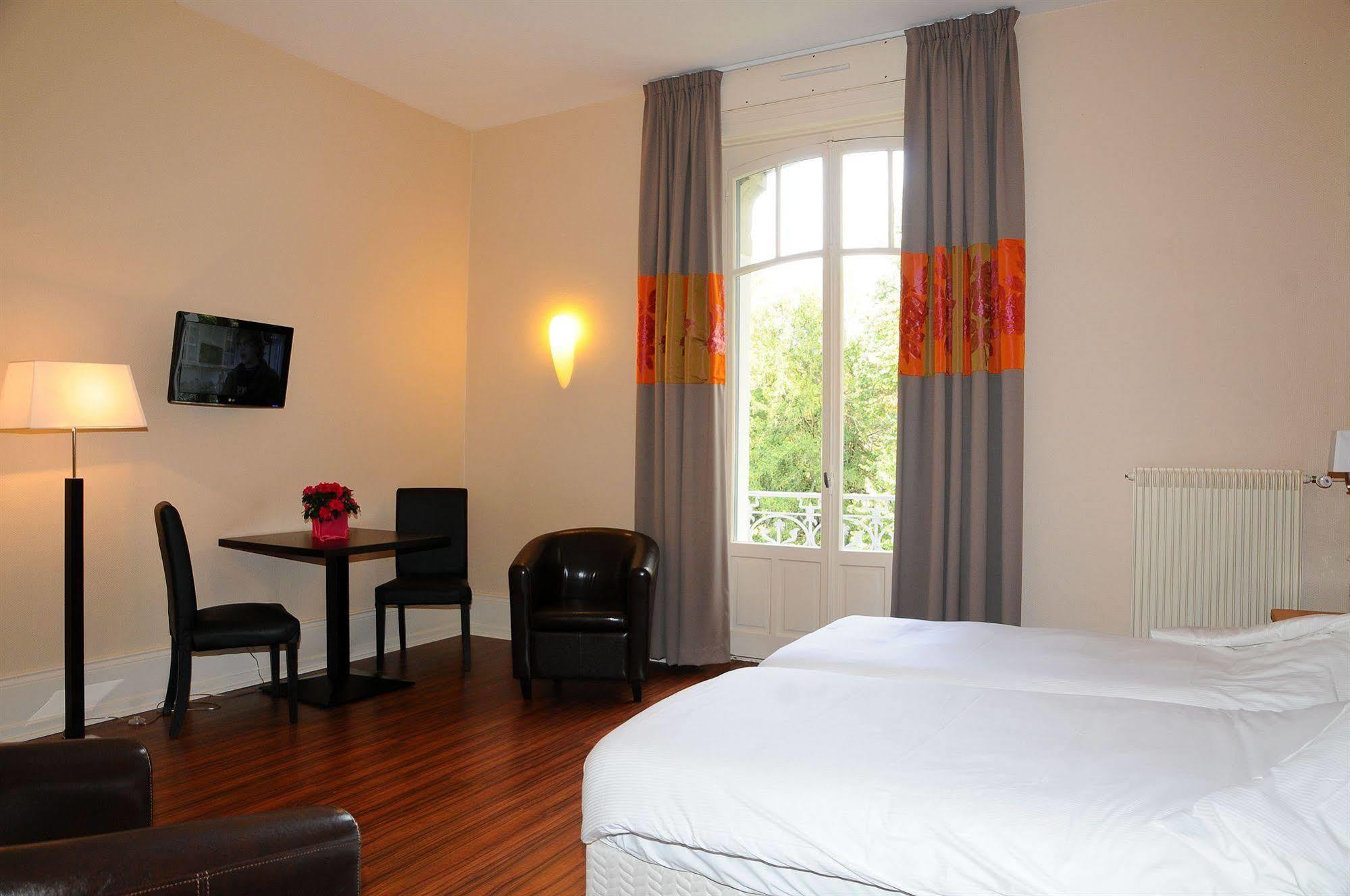 Hotels & Residences - Les Thermes Luxeuil-les-Bains Εξωτερικό φωτογραφία