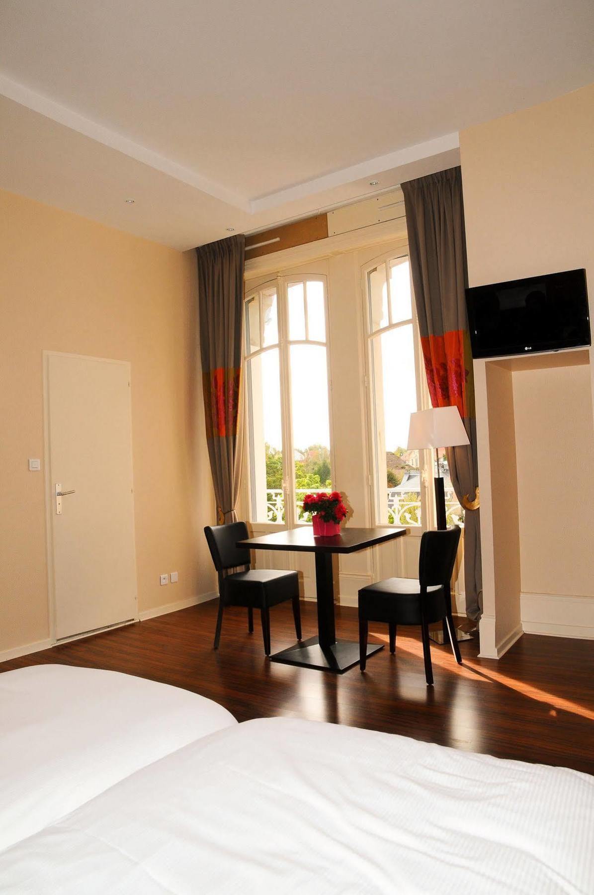 Hotels & Residences - Les Thermes Luxeuil-les-Bains Εξωτερικό φωτογραφία