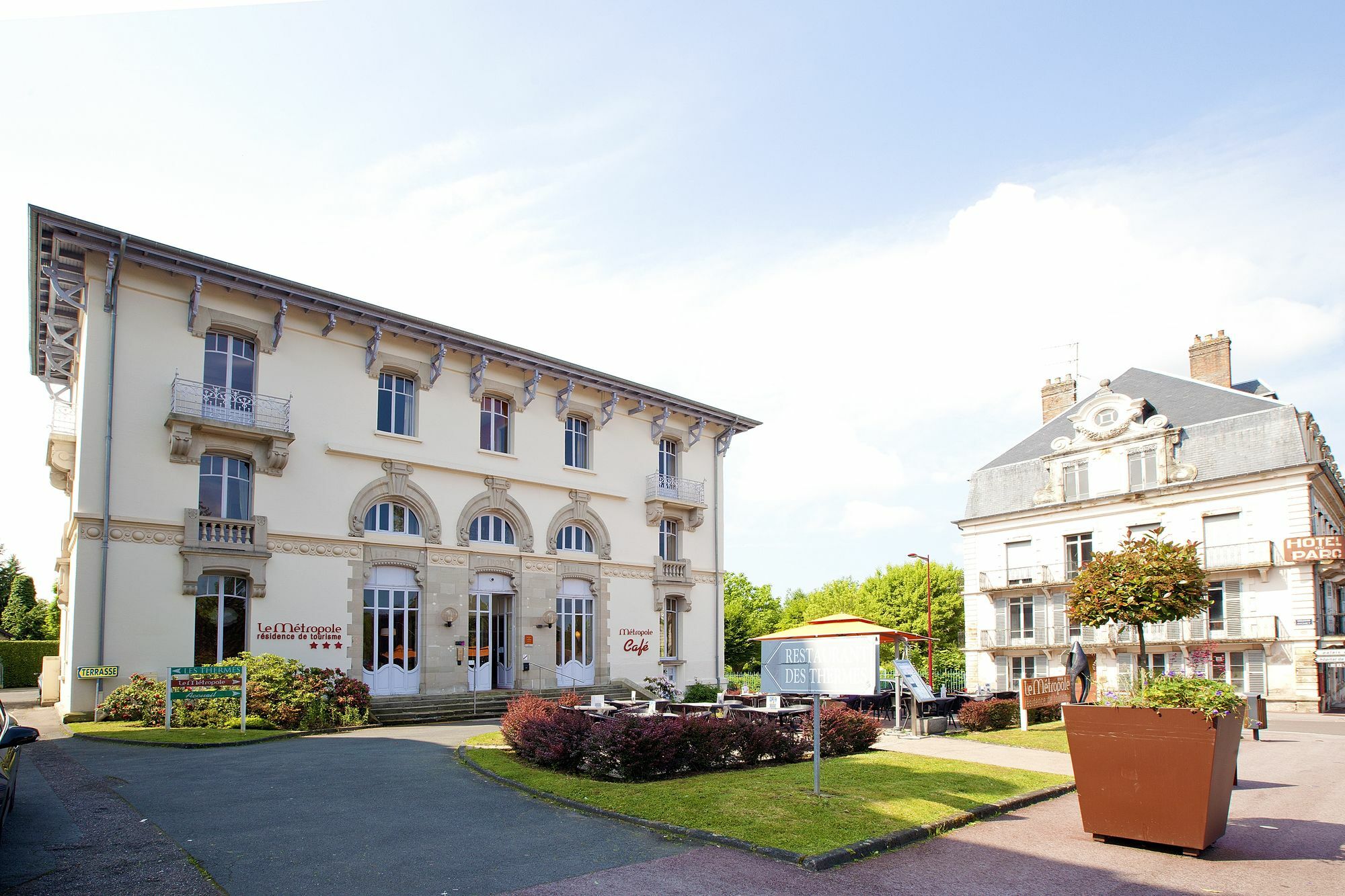Hotels & Residences - Les Thermes Luxeuil-les-Bains Εξωτερικό φωτογραφία